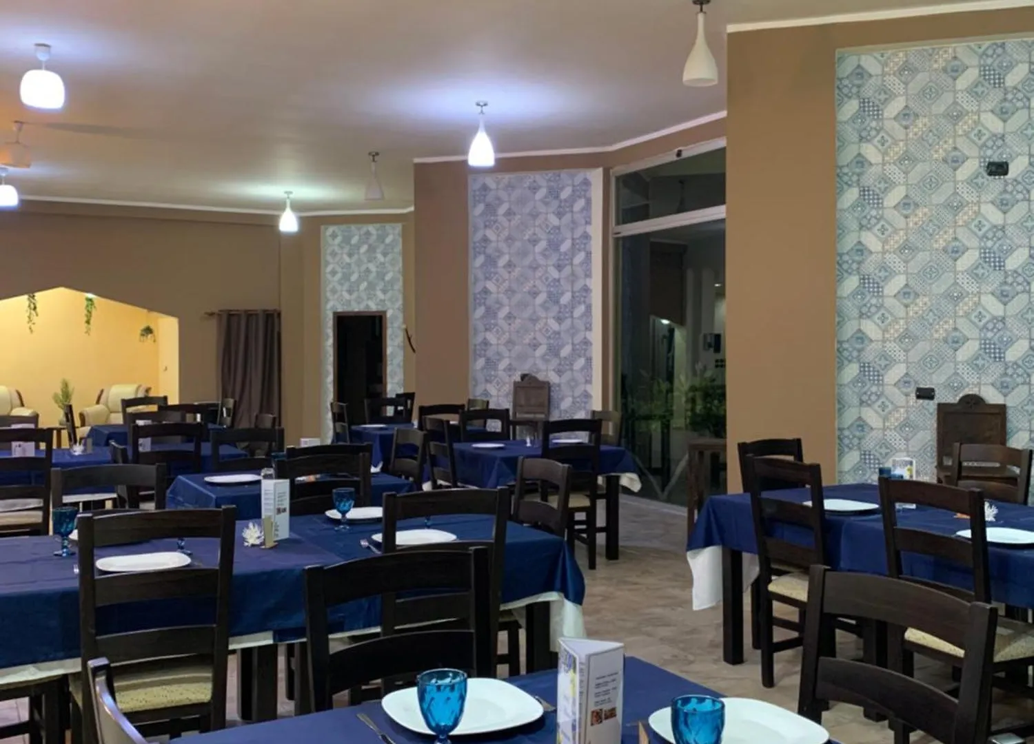 Hotel Garden Albania Golem  0*, Golem (Tirana) Albania
